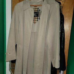 Burberry Trench Coat (size 6)
